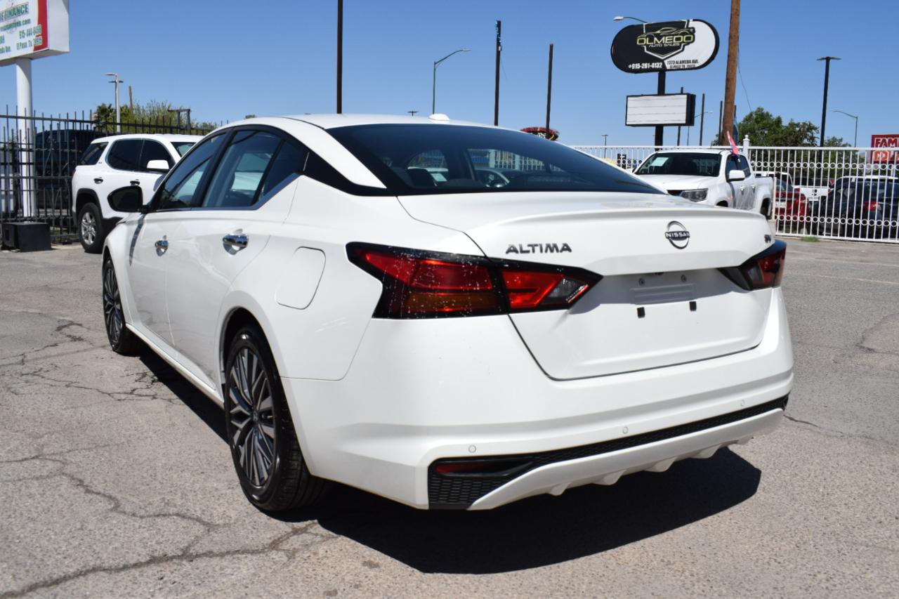 Nissan Altima 2.5 SV 2024
