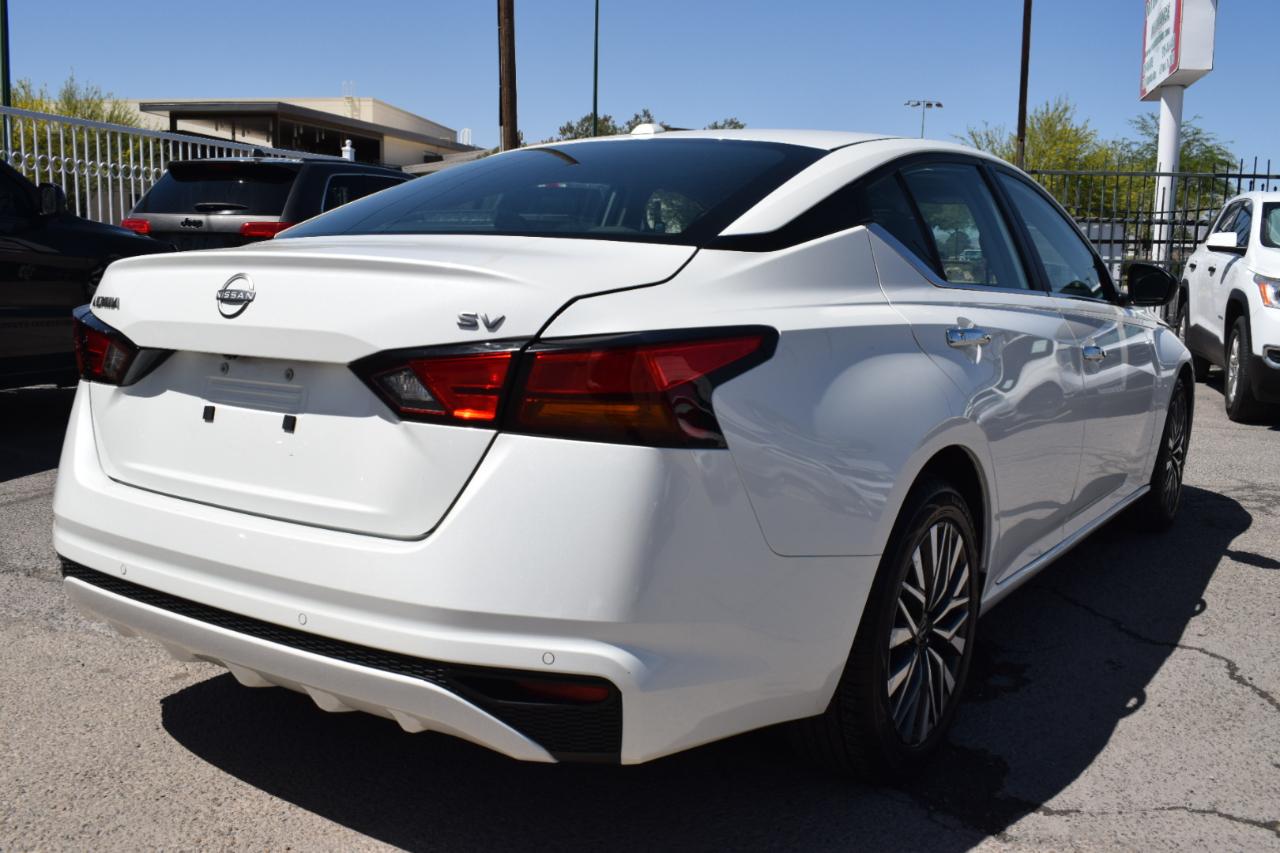 Nissan Altima 2.5 SV 2024