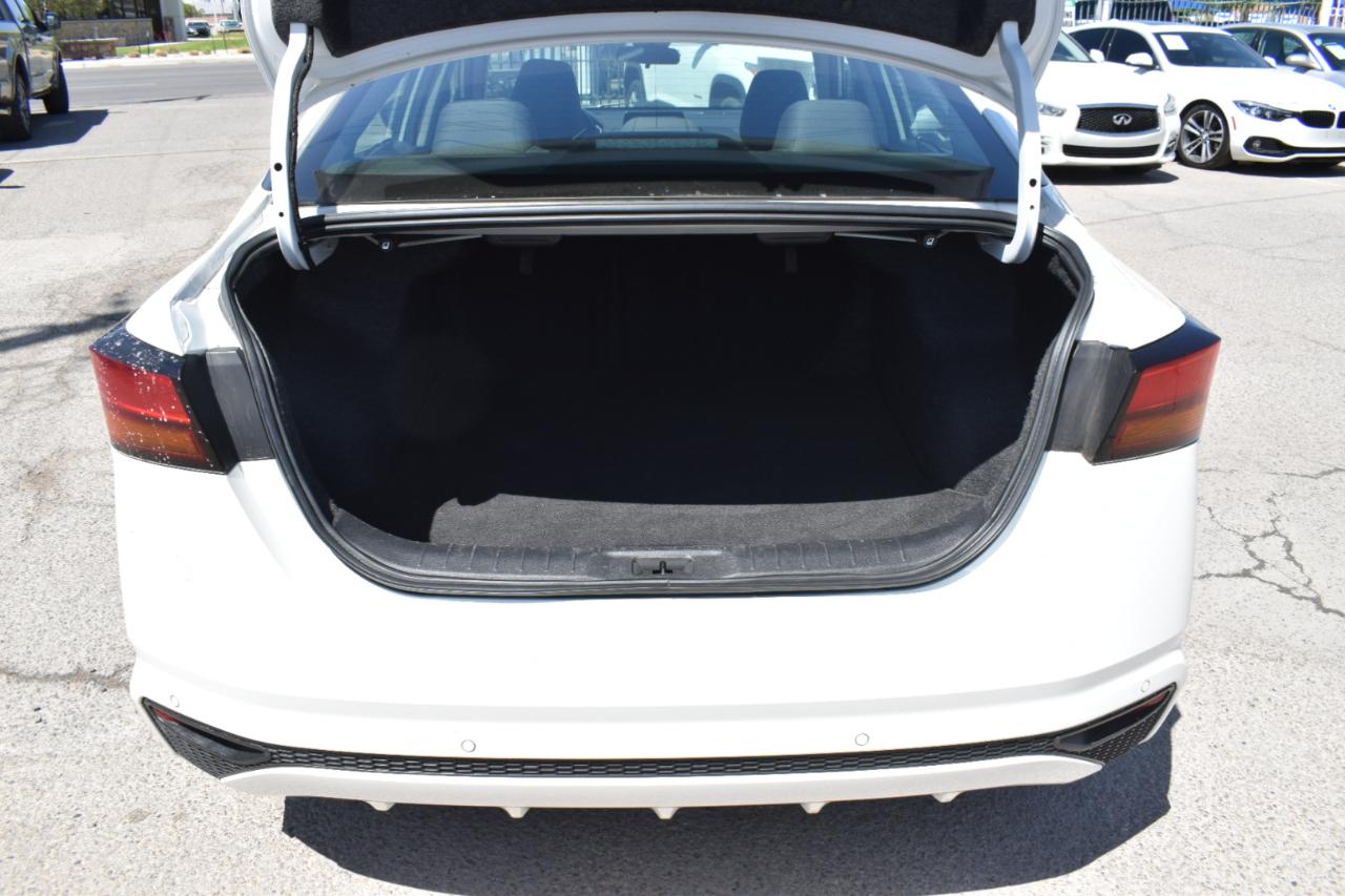 Nissan Altima 2.5 SV 2024
