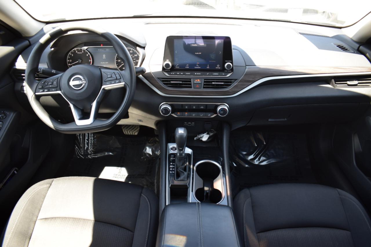 Nissan Altima 2.5 SV 2024
