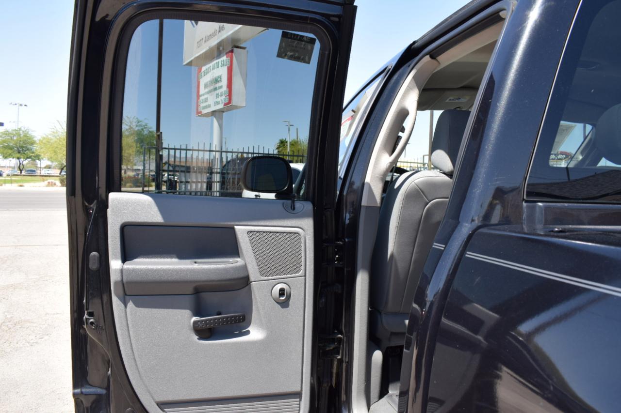 Dodge Ram 1500 SLT Quad Cab 2WD 2007