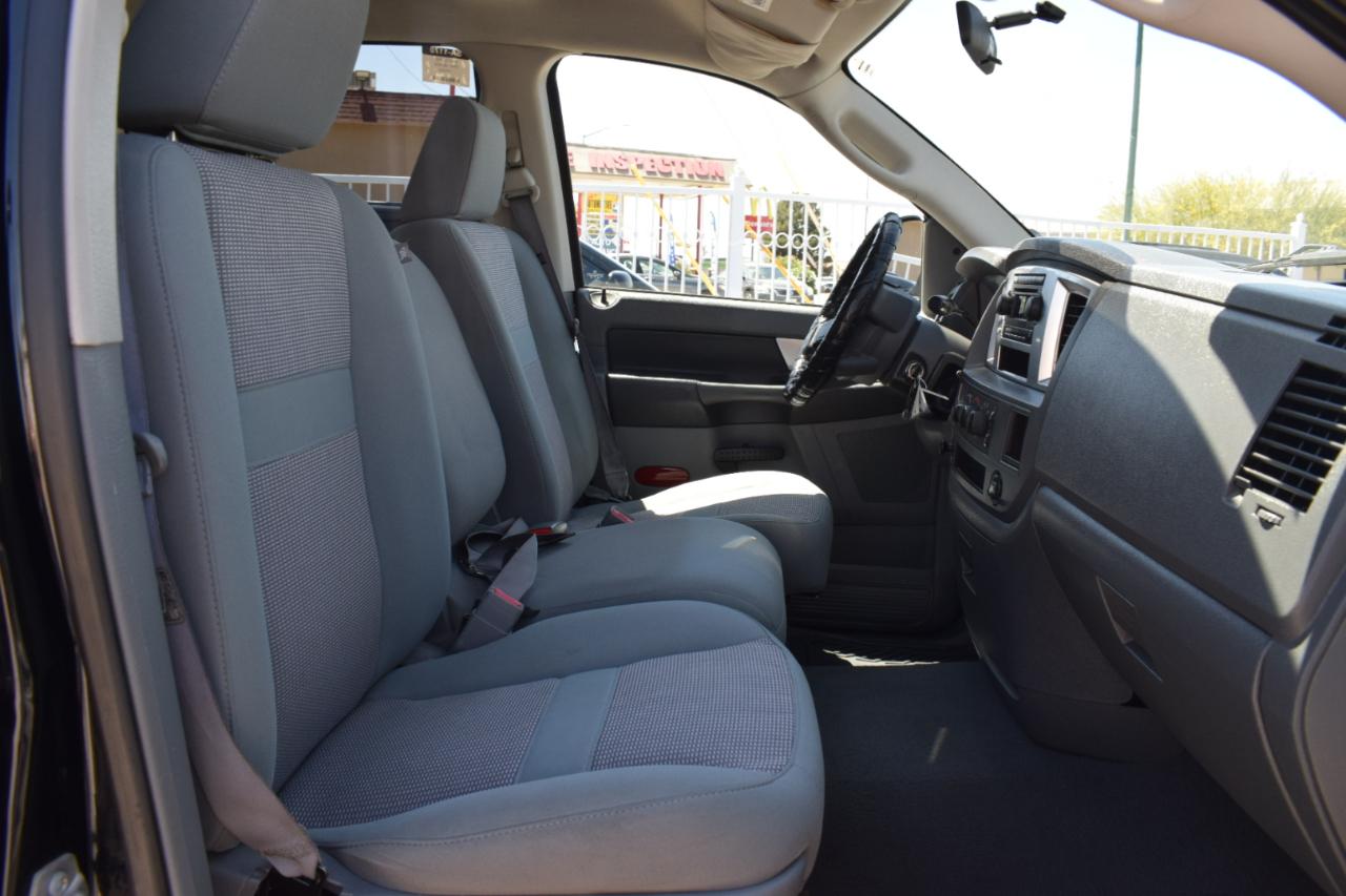 Dodge Ram 1500 SLT Quad Cab 2WD 2007