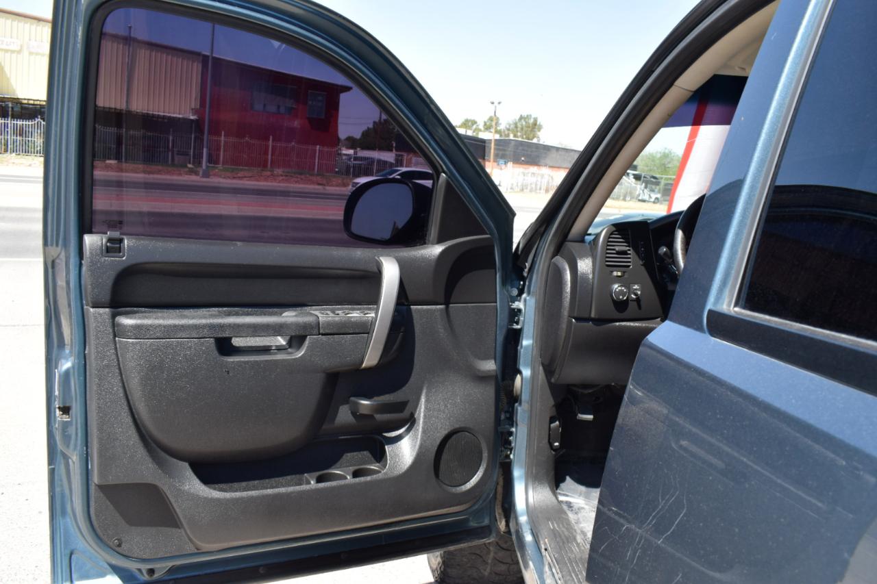 Chevrolet Silverado 1500 LT Crew Cab 4WD 2012