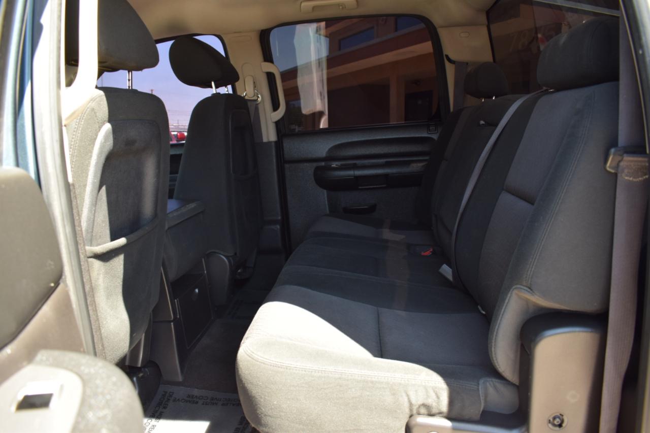 Chevrolet Silverado 1500 LT Crew Cab 4WD 2012
