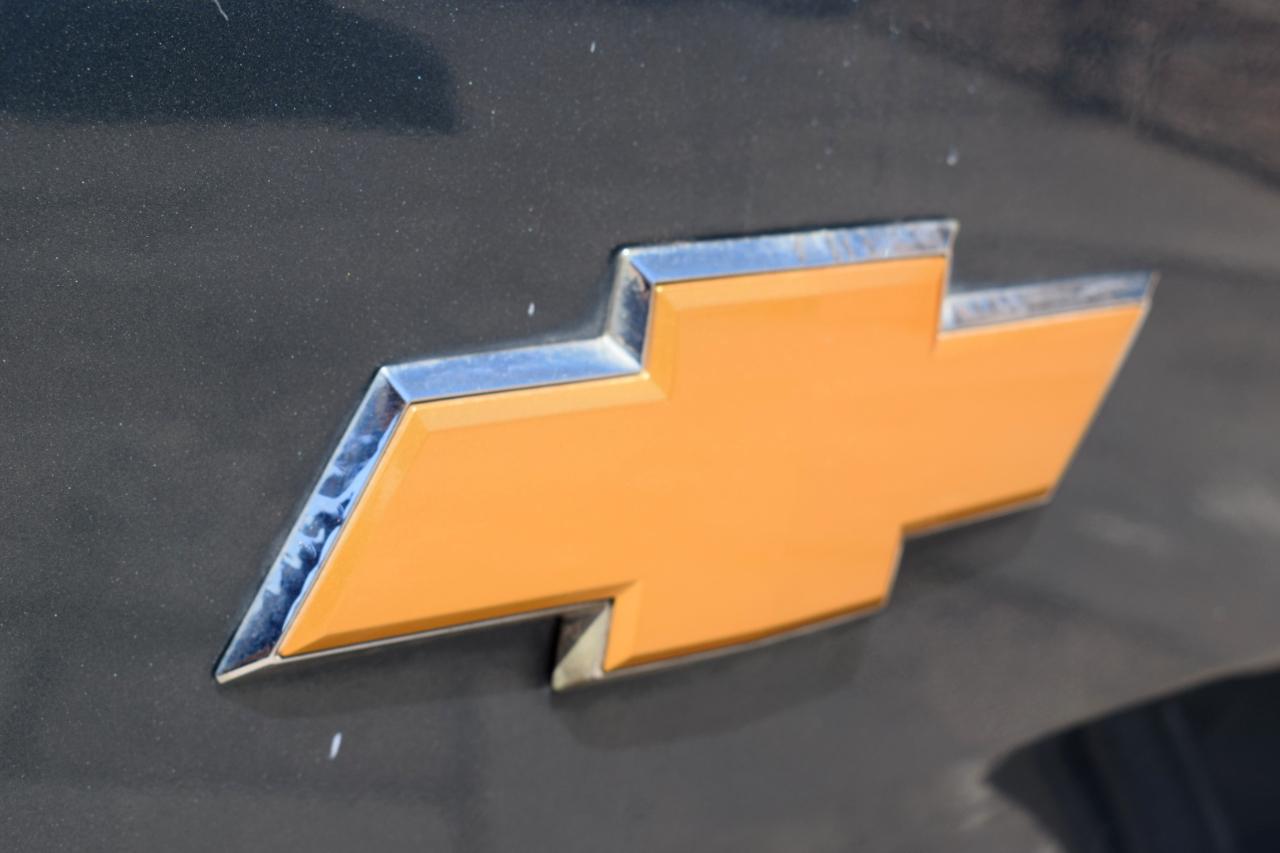 Chevrolet Silverado 1500 LT Crew Cab 4WD 2012