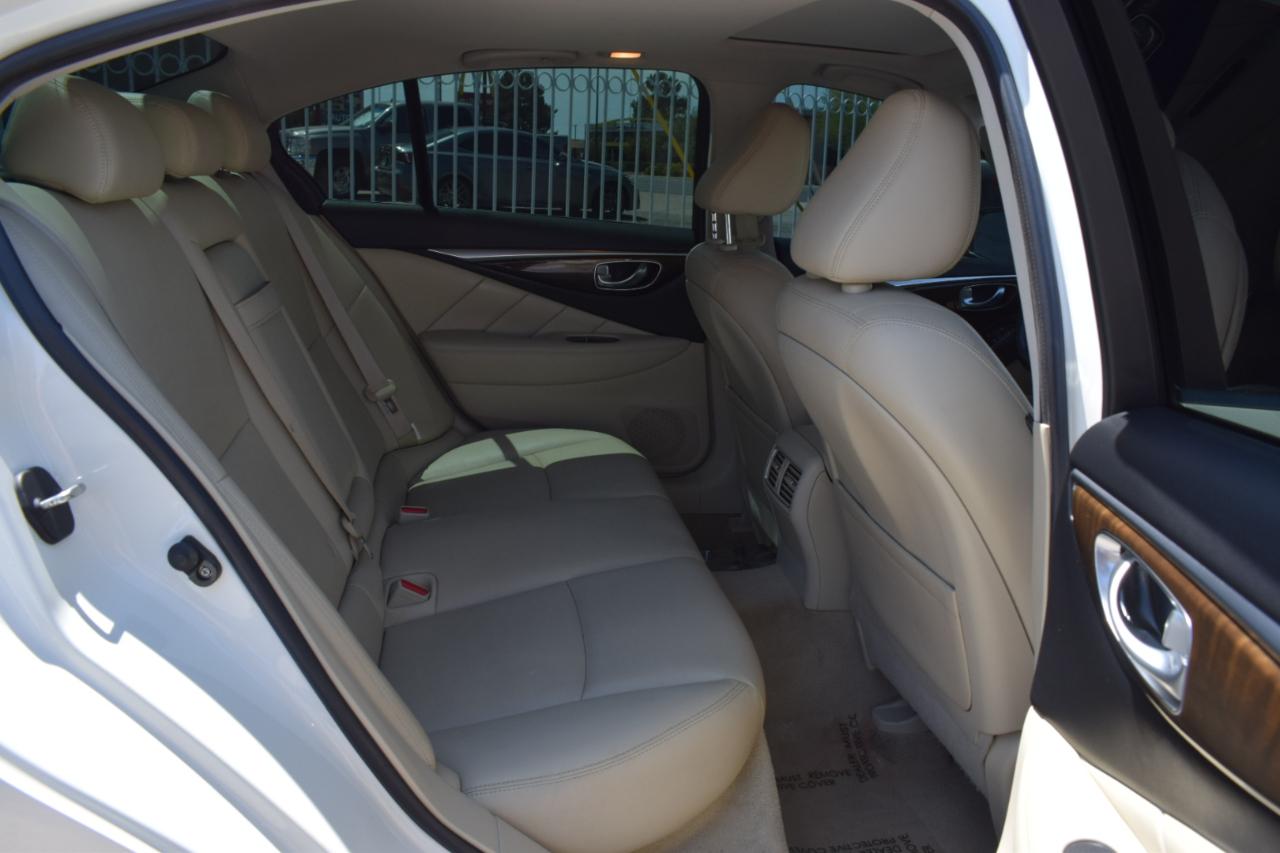 Infiniti Q50 3.0t LUXE 2019