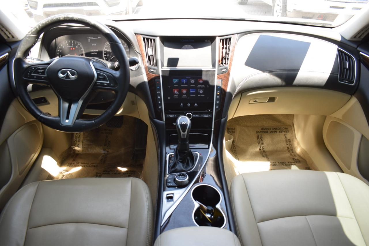 Infiniti Q50 3.0t LUXE 2019