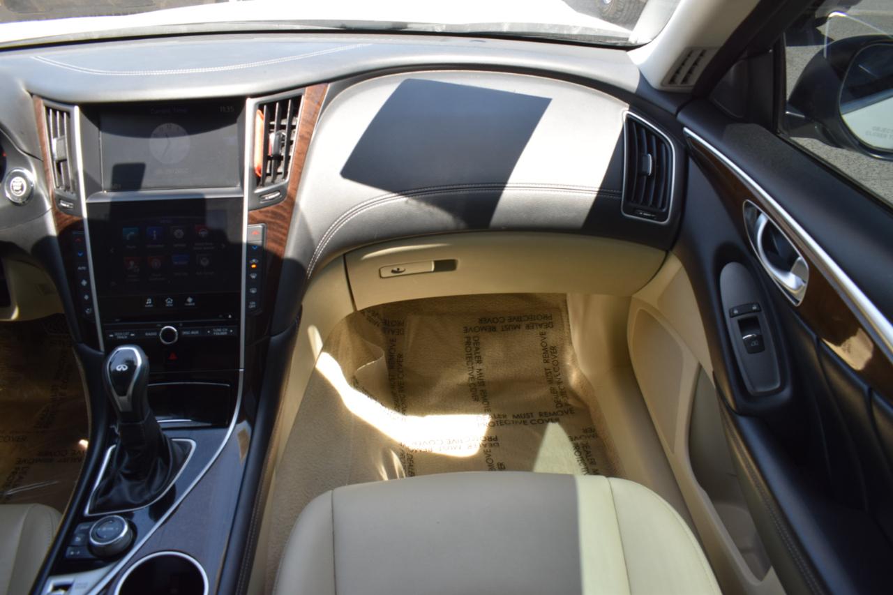 Infiniti Q50 3.0t LUXE 2019
