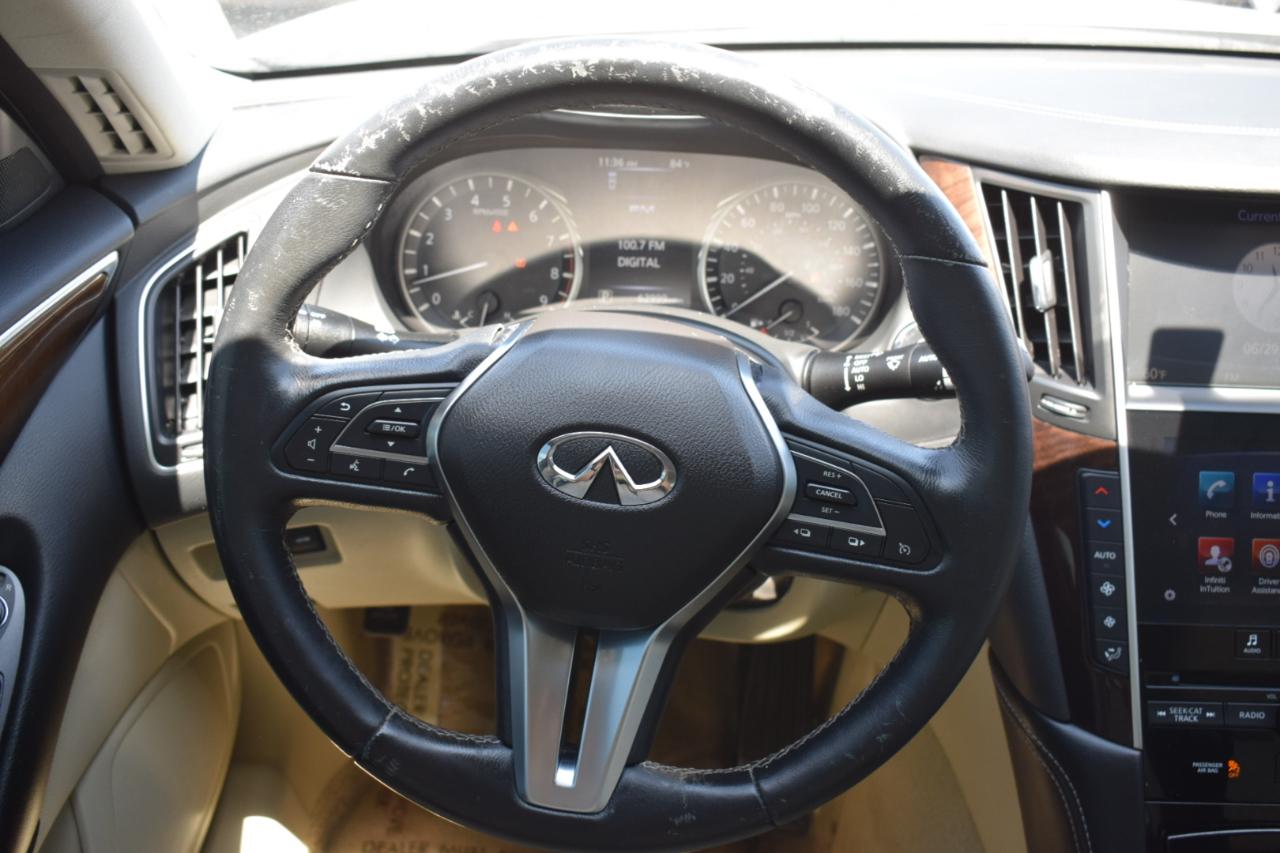 Infiniti Q50 3.0t LUXE 2019