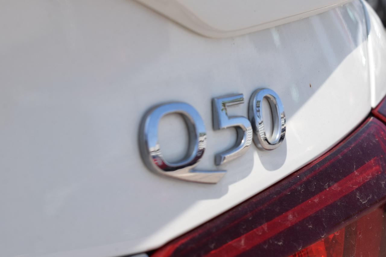 Infiniti Q50 3.0t LUXE 2019