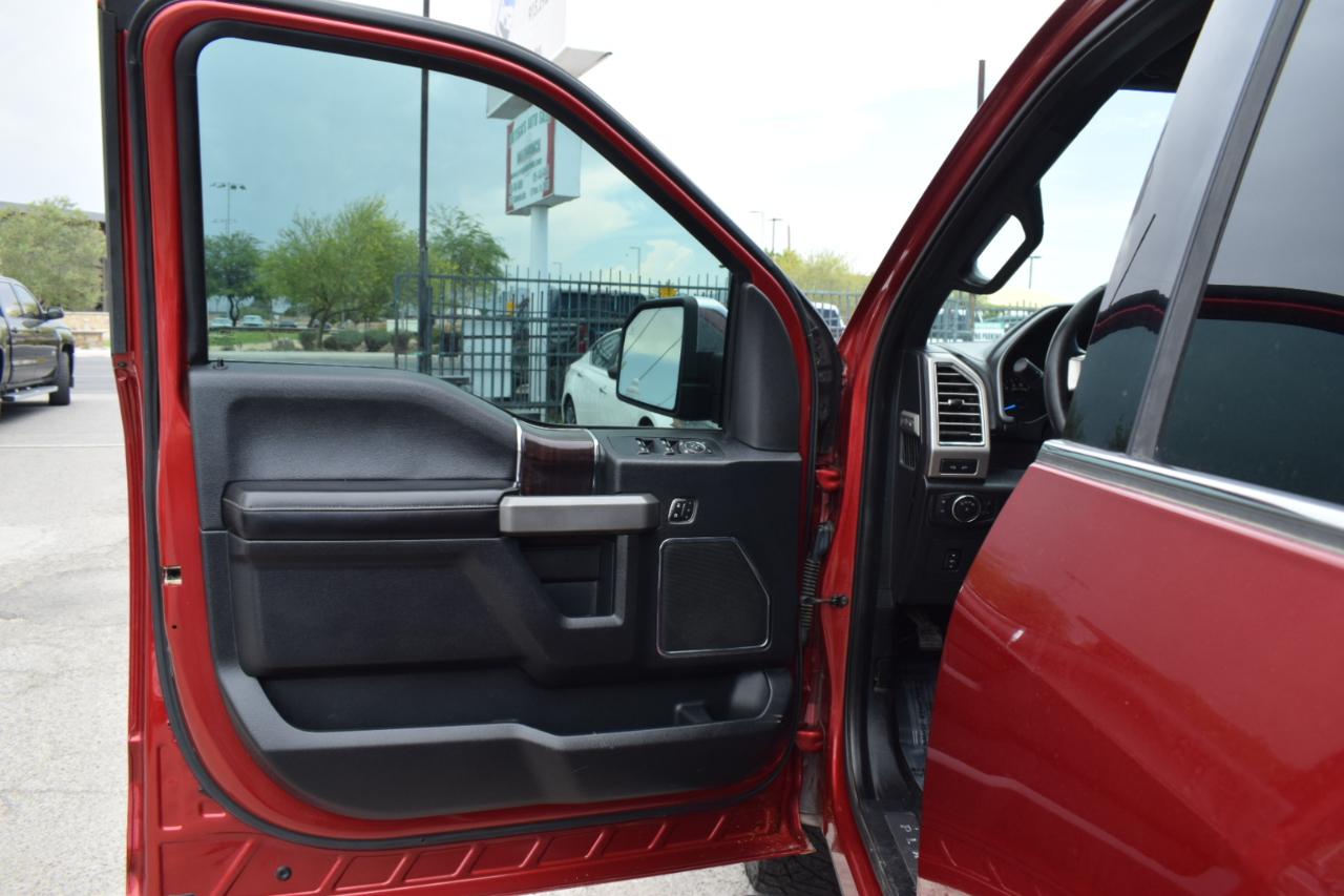 Ford F-150 Platinum SuperCrew 5.5-ft. Bed 4WD 2015