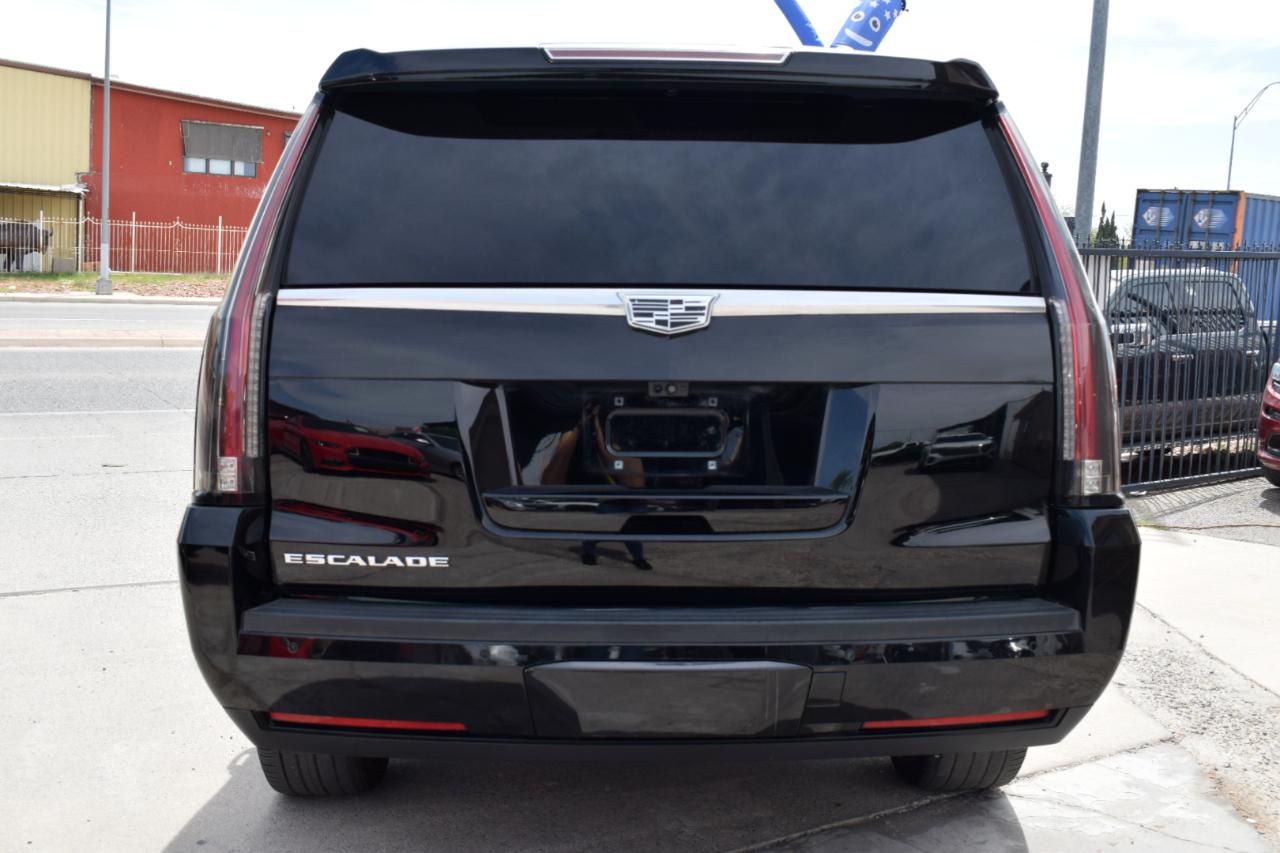 Cadillac Escalade ESV 2WD Platinum 2017