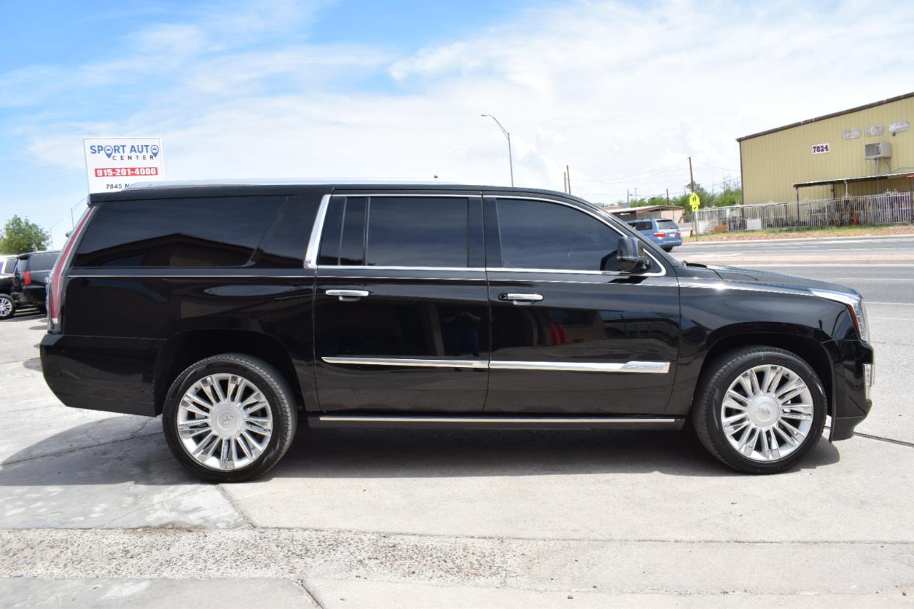 Cadillac Escalade ESV 2WD Platinum 2017