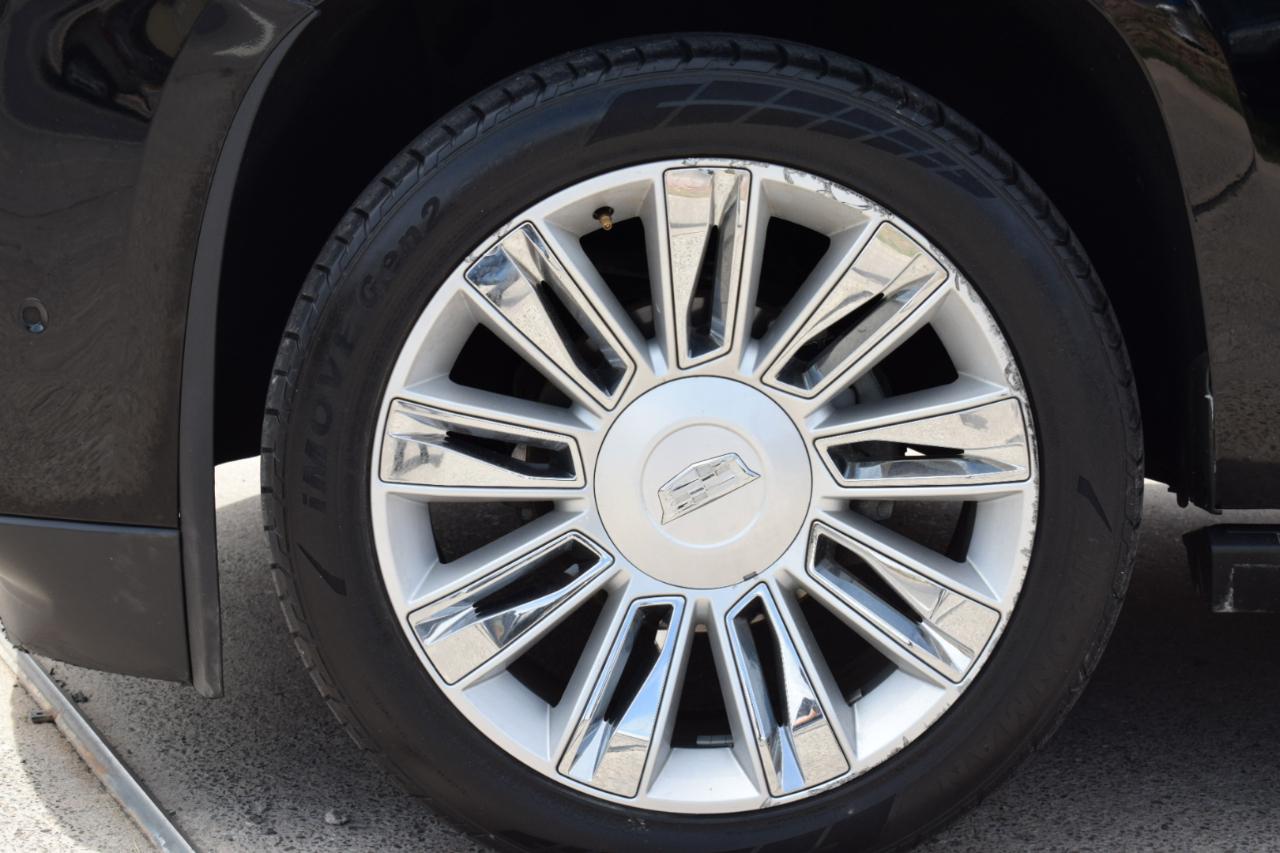 Cadillac Escalade ESV 2WD Platinum 2017