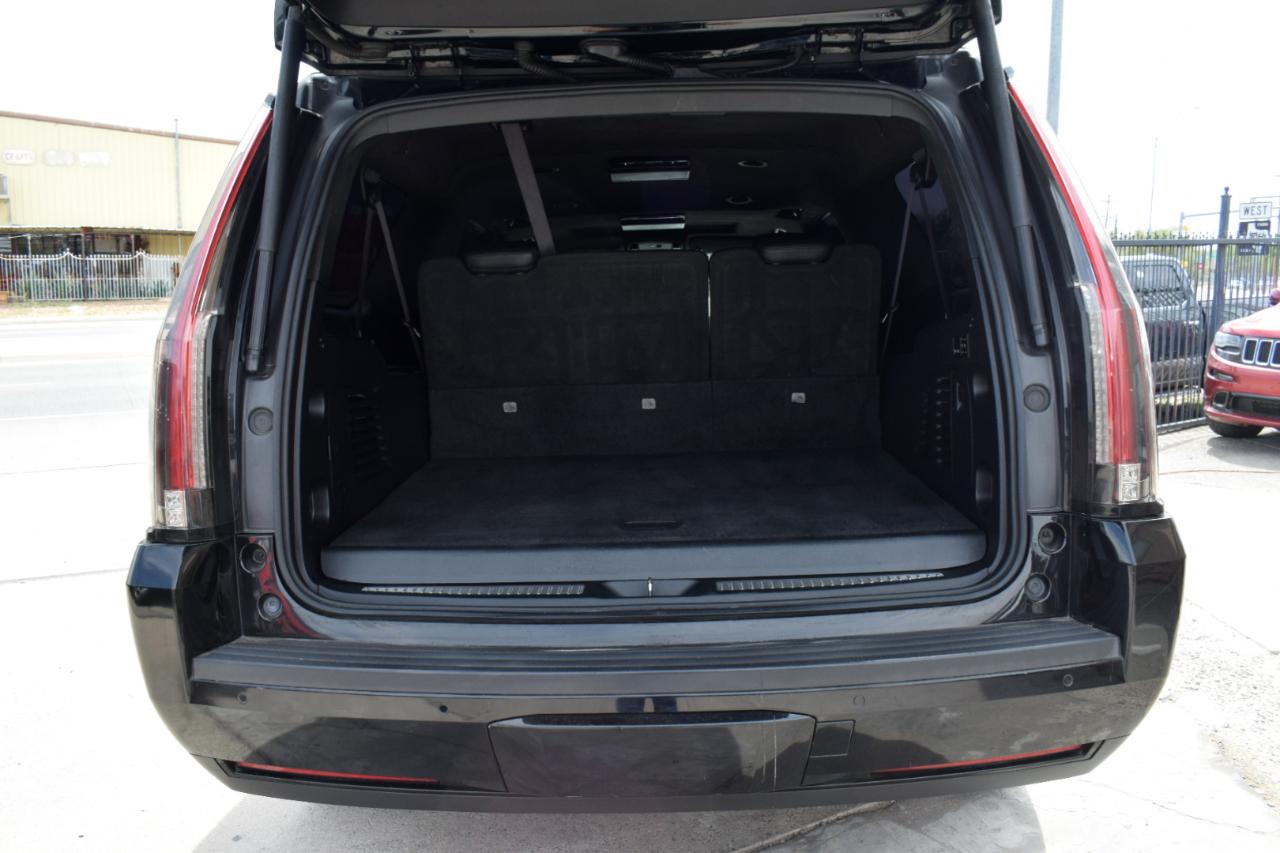 Cadillac Escalade ESV 2WD Platinum 2017