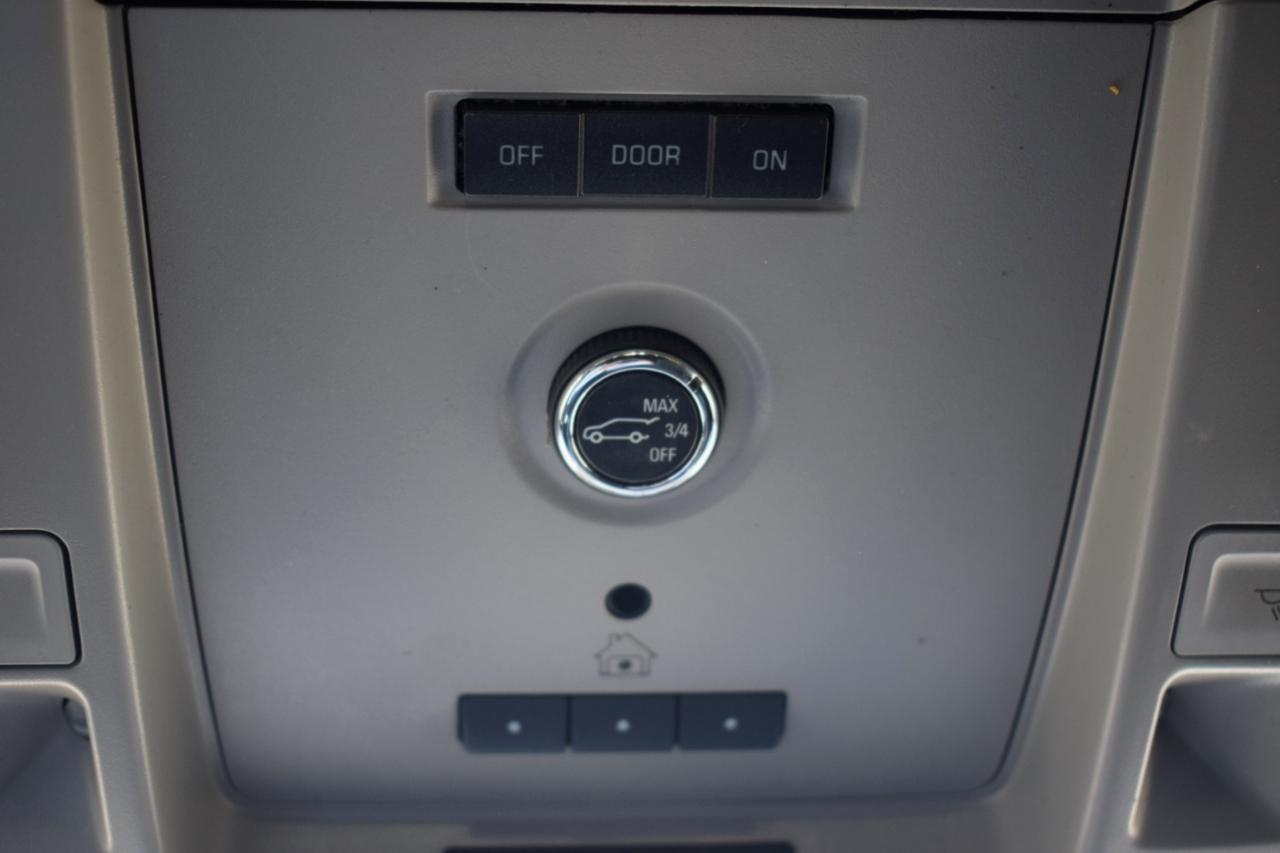 GMC Yukon SLT 2WD 2016