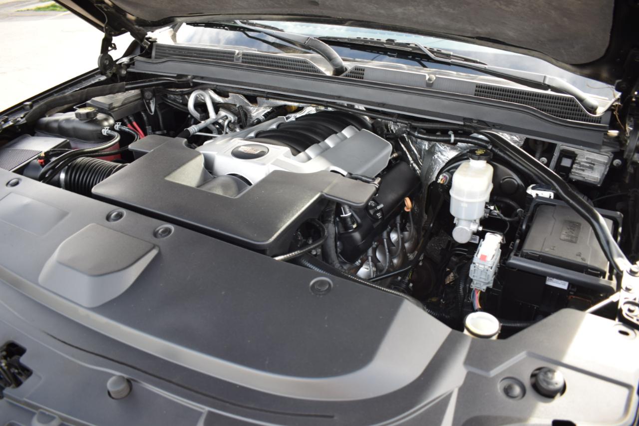 Cadillac Escalade Platinum 4WD 2016