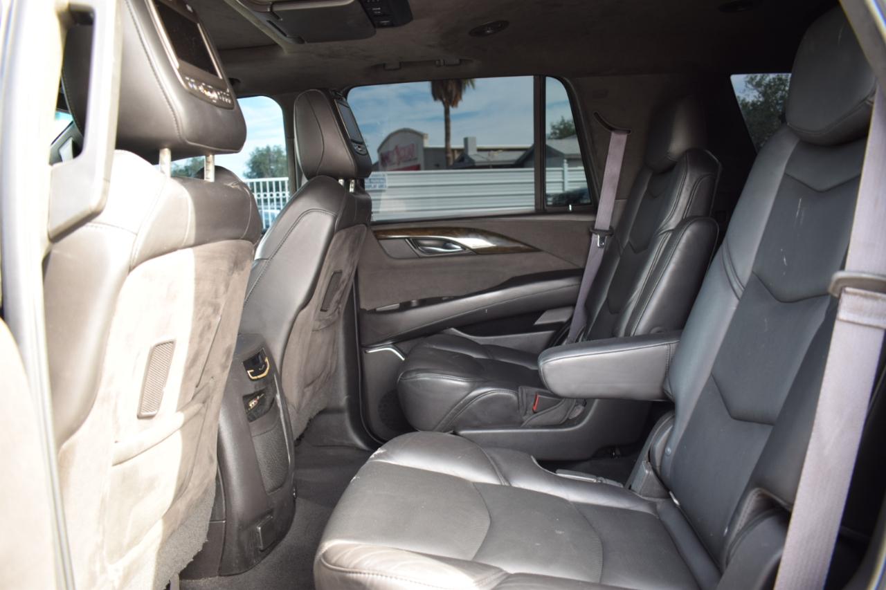 Cadillac Escalade Platinum 4WD 2016