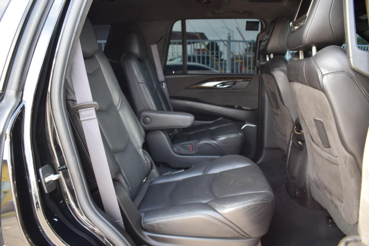 Cadillac Escalade Platinum 4WD 2016