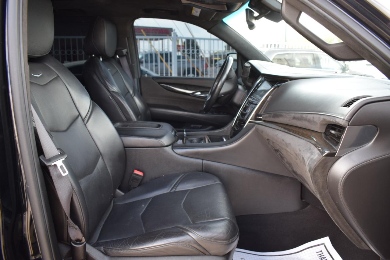 Cadillac Escalade Platinum 4WD 2016