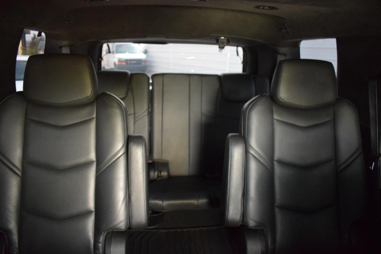 Cadillac Escalade Platinum 4WD 2016
