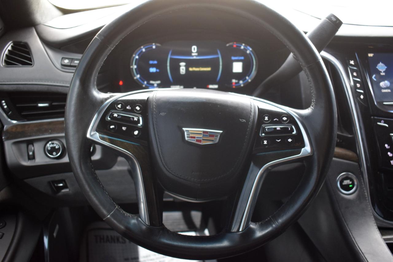 Cadillac Escalade Platinum 4WD 2016