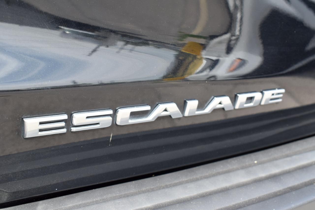 Cadillac Escalade Platinum 4WD 2016
