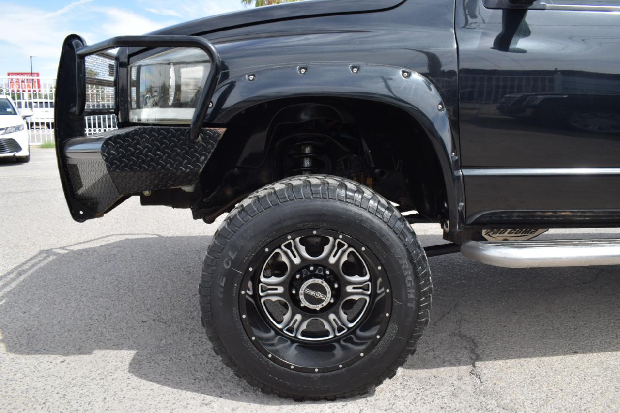 Dodge Ram 2500 SXT Mega Cab 4WD 2009