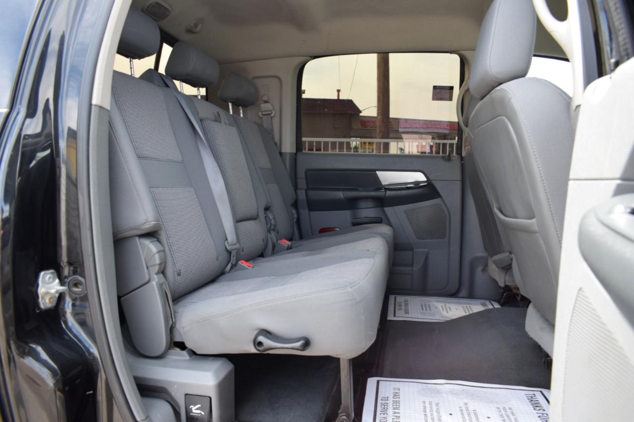 Dodge Ram 2500 SXT Mega Cab 4WD 2009