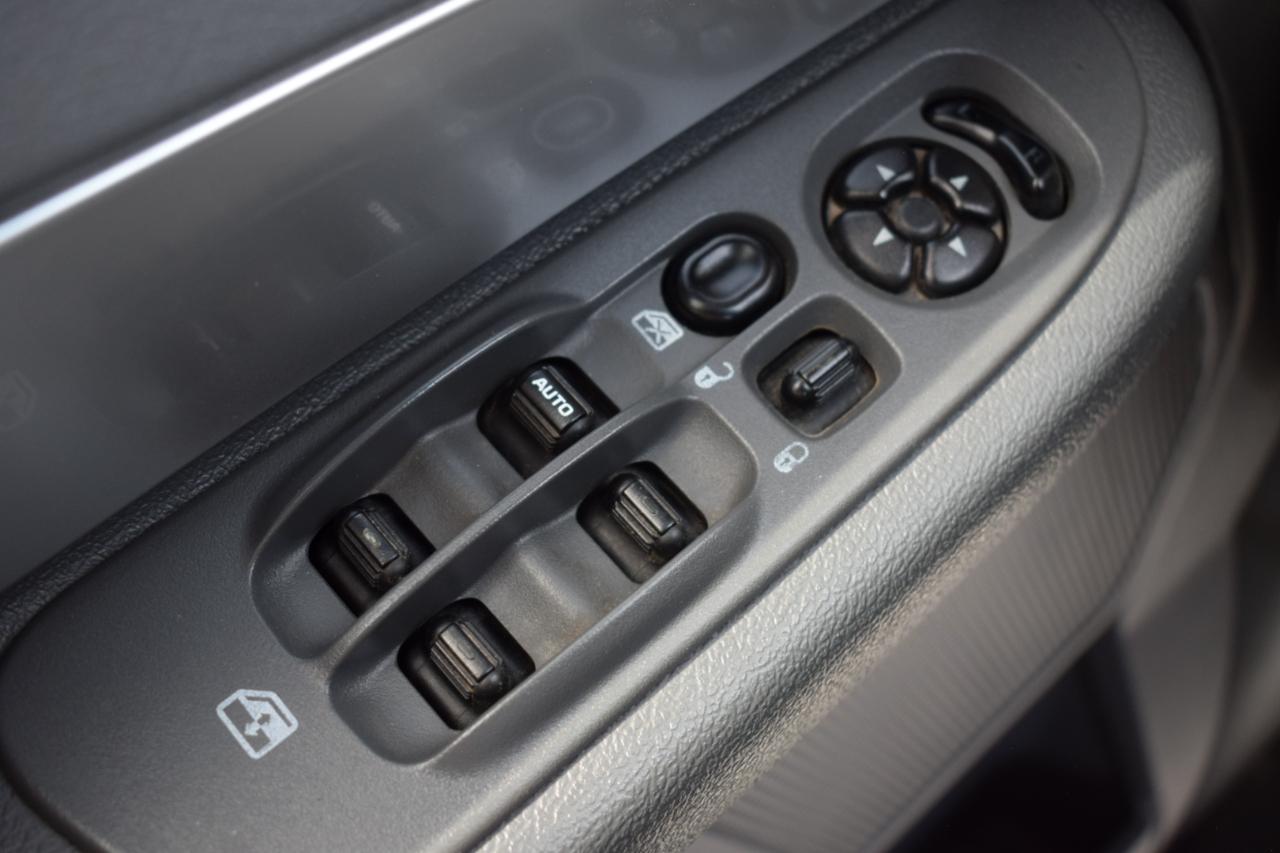 Dodge Ram 2500 SXT Mega Cab 4WD 2009