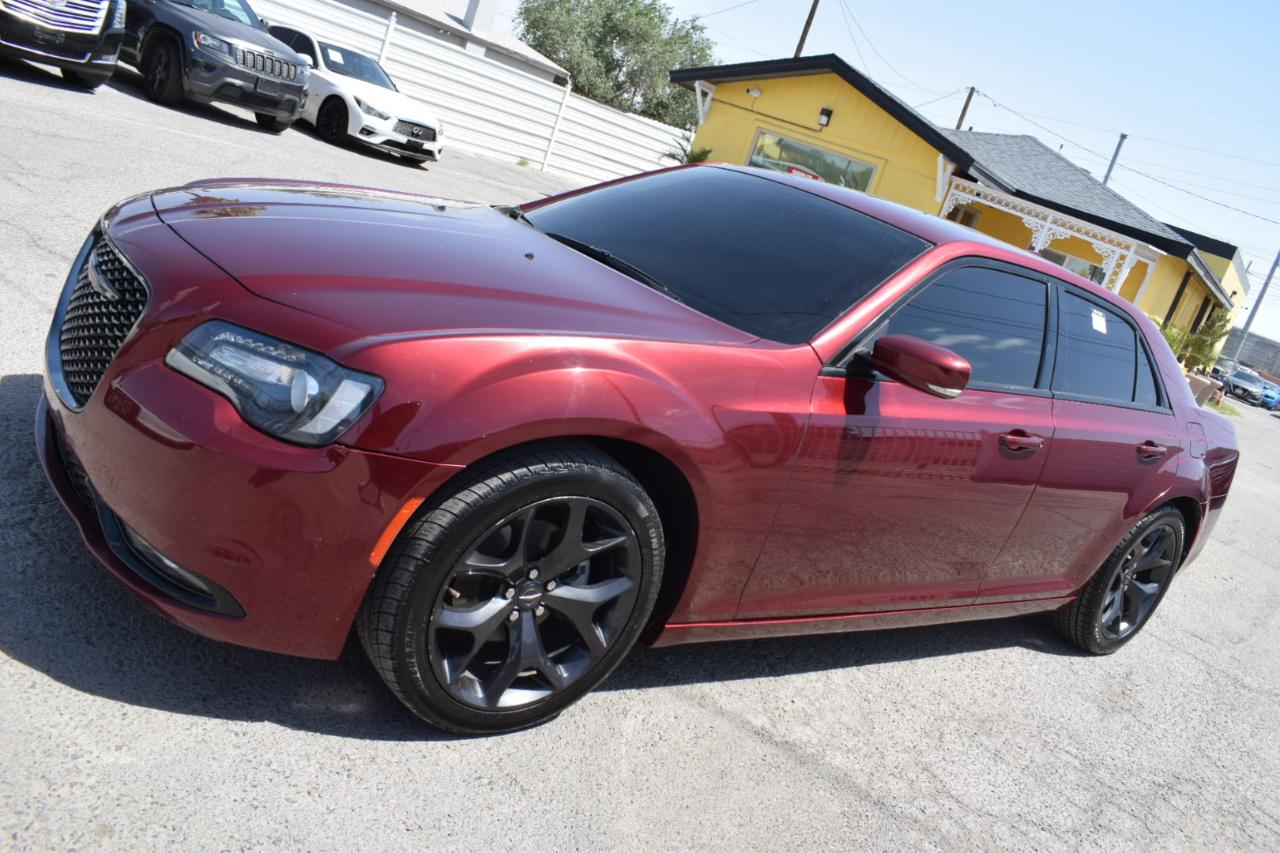 Chrysler 300 S V6 RWD 2021
