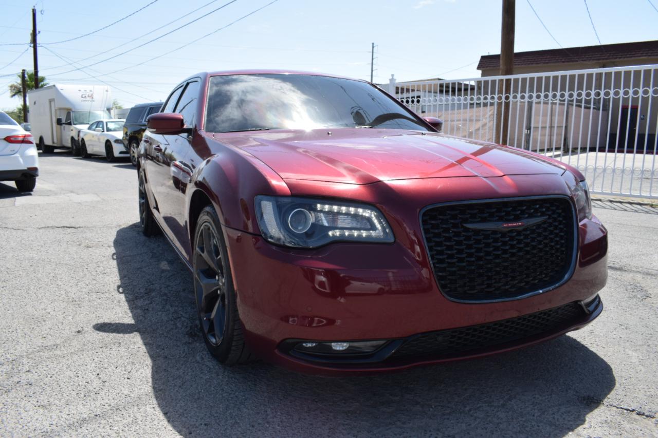 Chrysler 300 S V6 RWD 2021