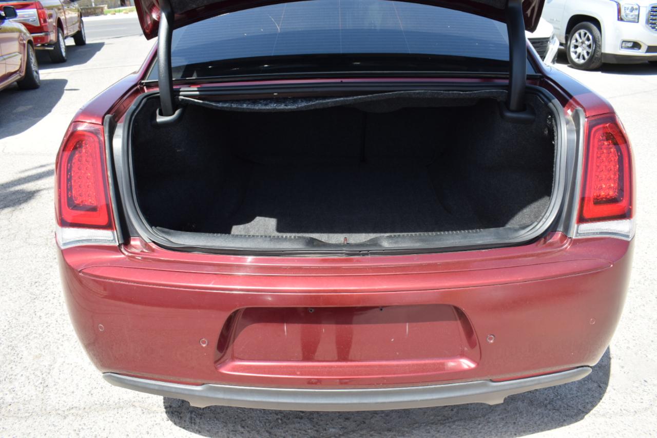 Chrysler 300 S V6 RWD 2021