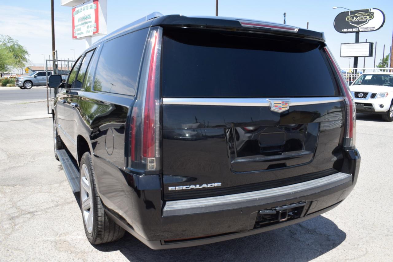 Cadillac Escalade ESV Premium 4WD 2016