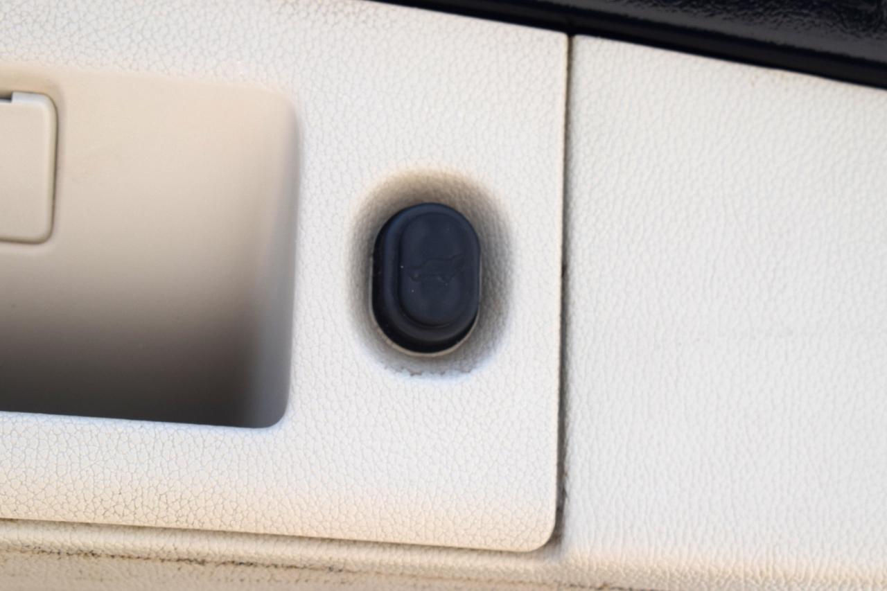 Cadillac Escalade ESV Premium 4WD 2016