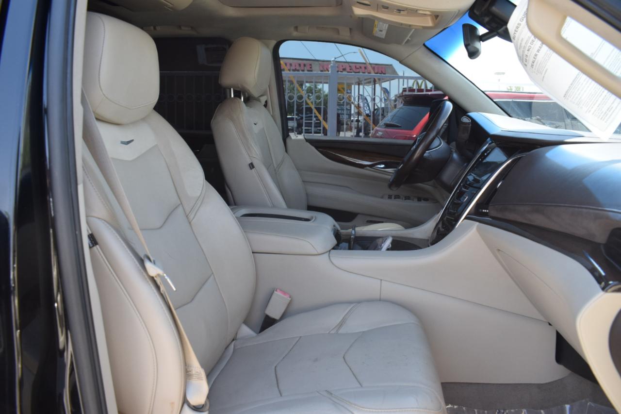 Cadillac Escalade ESV Premium 4WD 2016