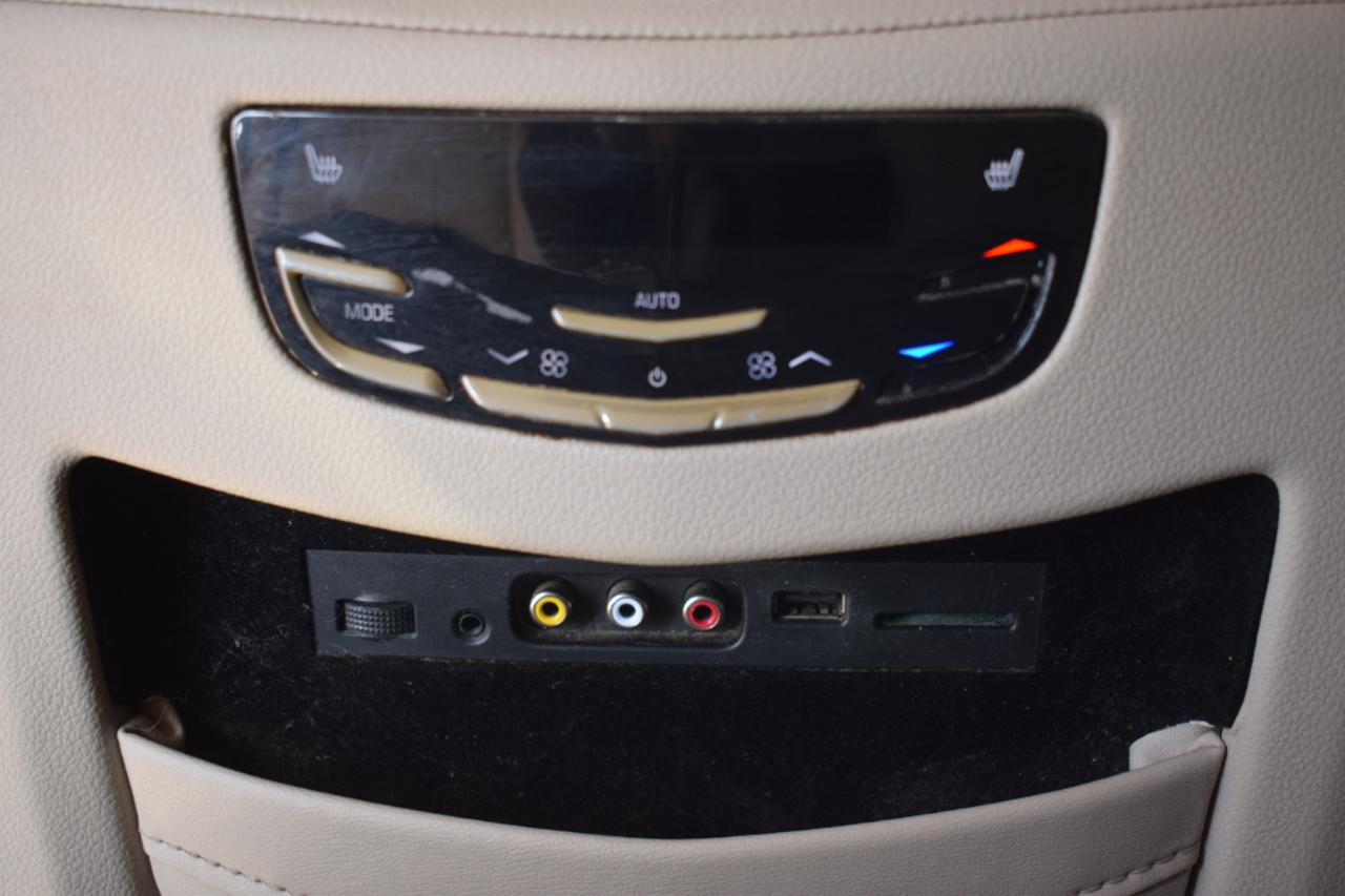 Cadillac Escalade ESV Premium 4WD 2016