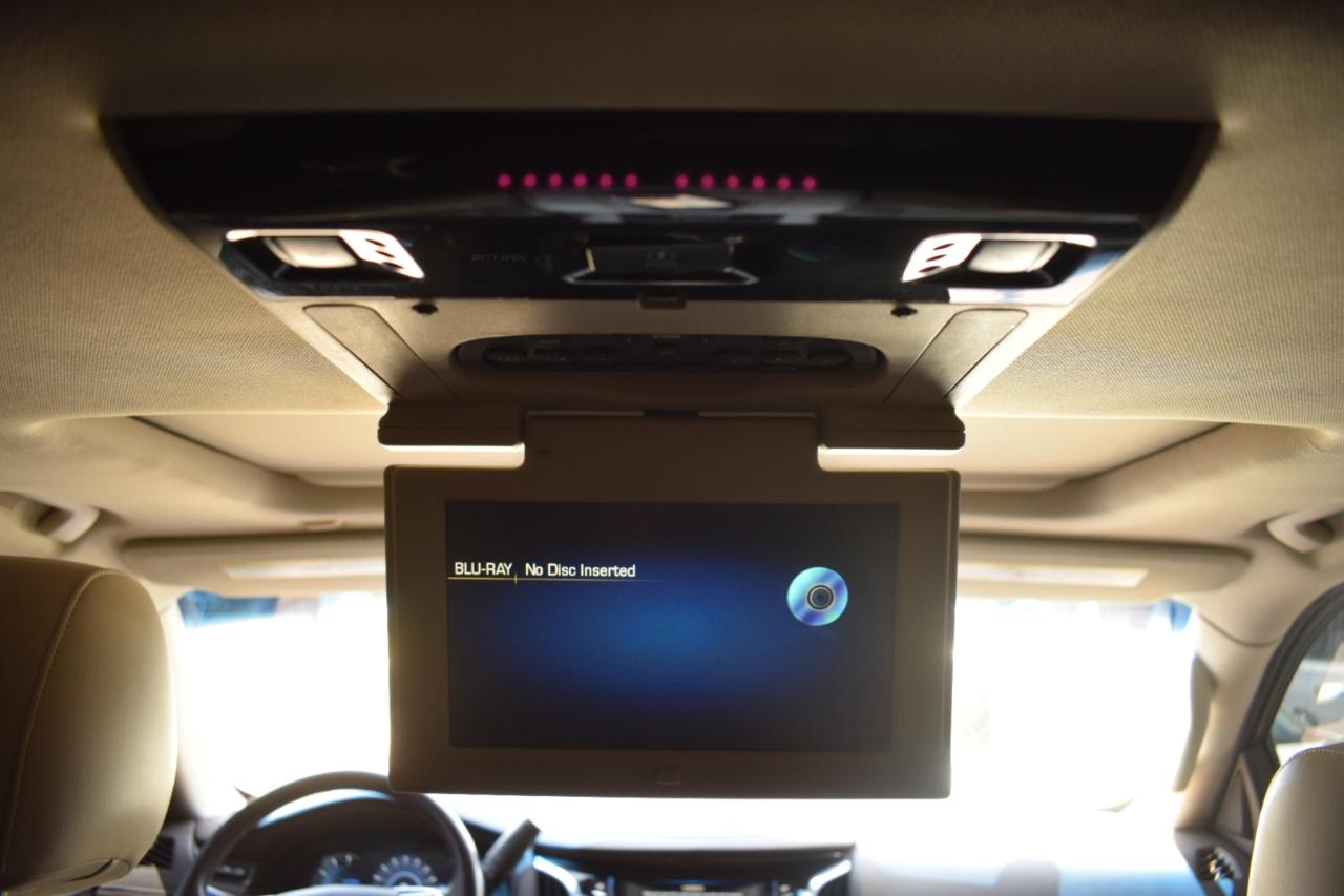 Cadillac Escalade ESV Premium 4WD 2016