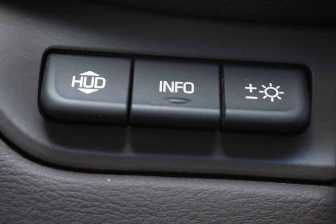 Cadillac Escalade ESV Premium 4WD 2016