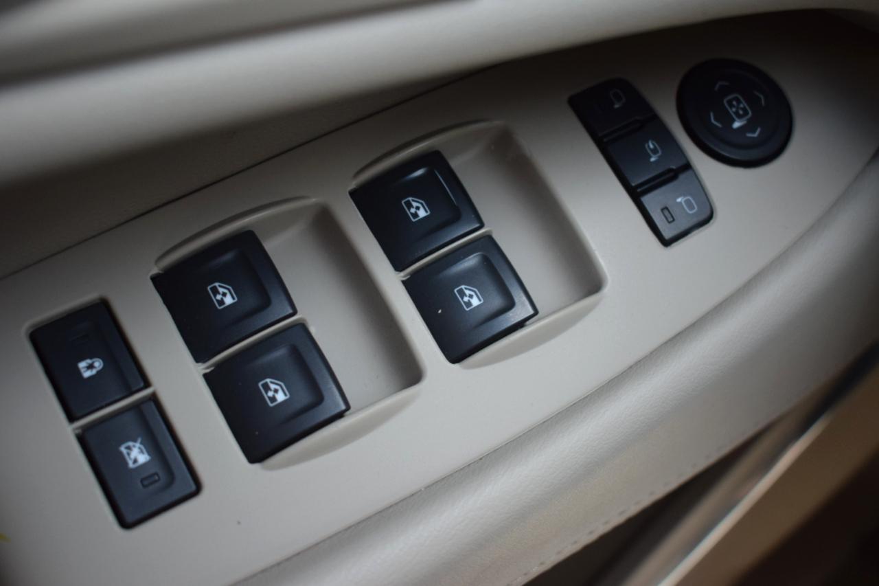 Cadillac Escalade ESV Premium 4WD 2016