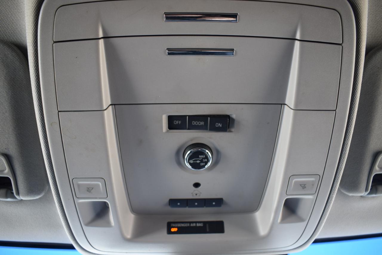 GMC Yukon Denali 2WD 2018
