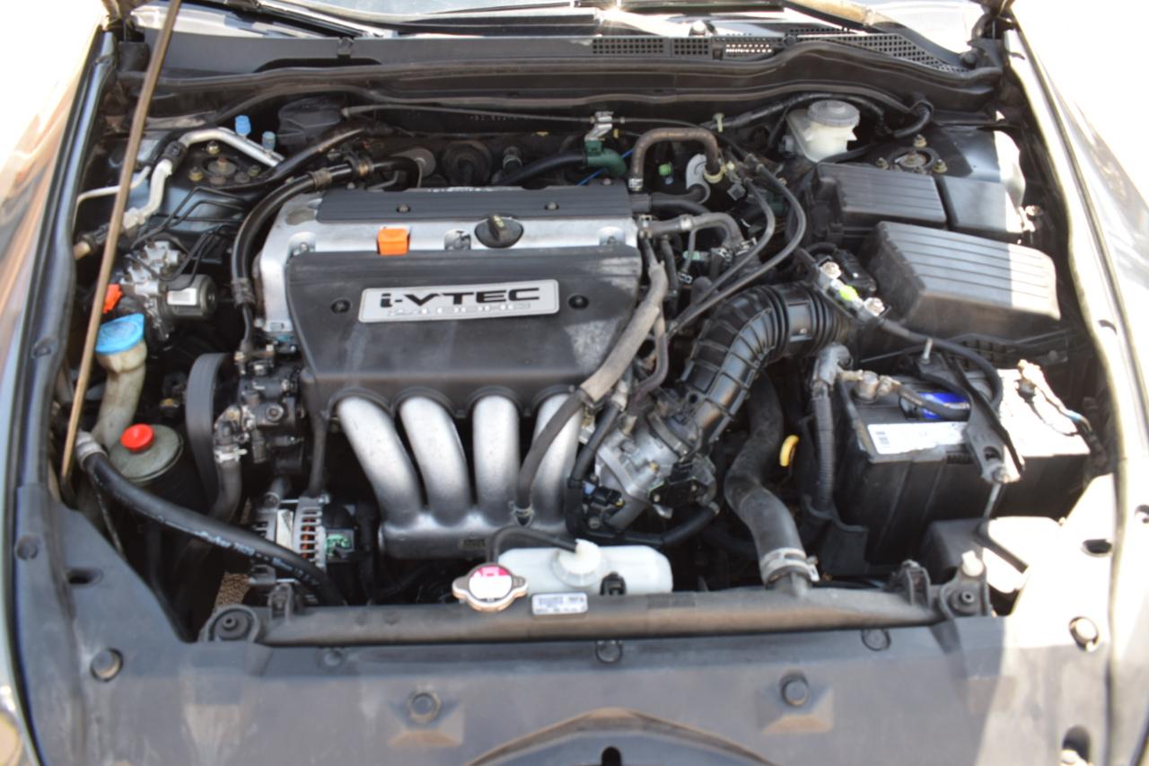 Honda Accord LX sedan AT 2004