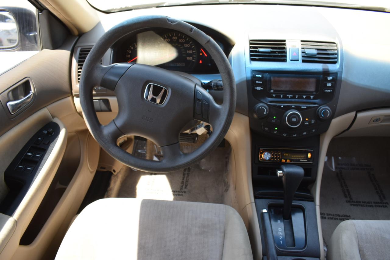 Honda Accord LX sedan AT 2004