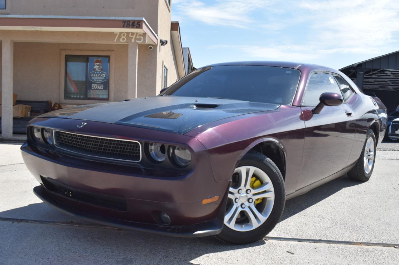 Dodge Challenger SE 2010