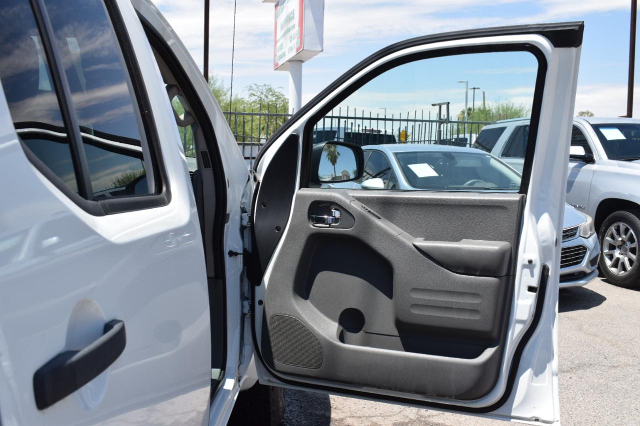 Nissan Frontier  2016