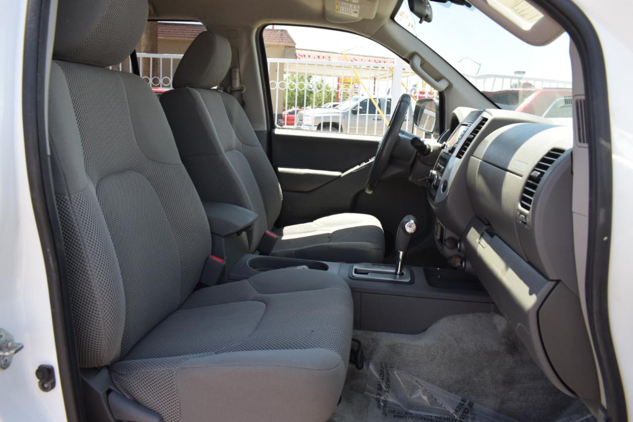 Nissan Frontier  2016