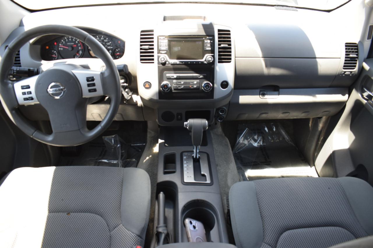 Nissan Frontier  2016