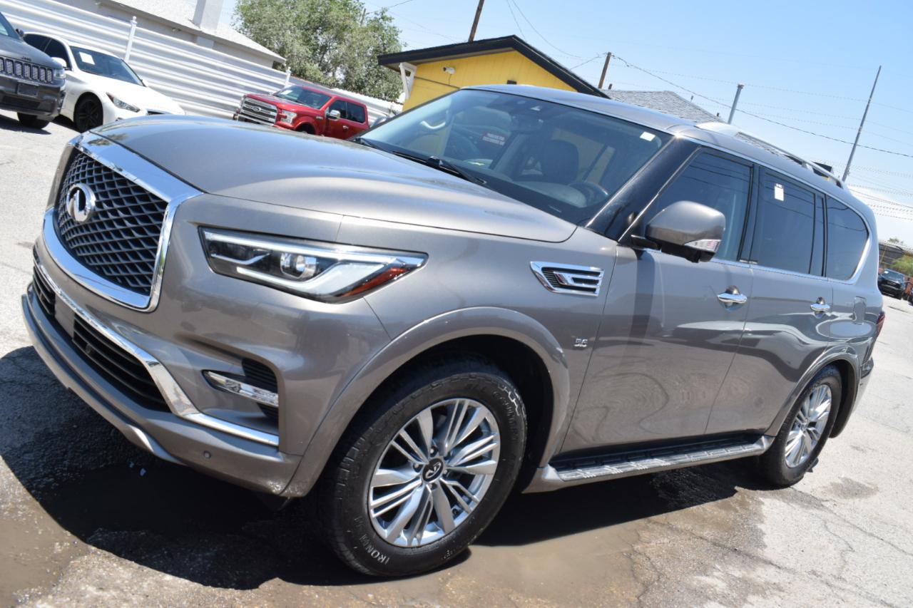 Infiniti QX80 LUXE 2019