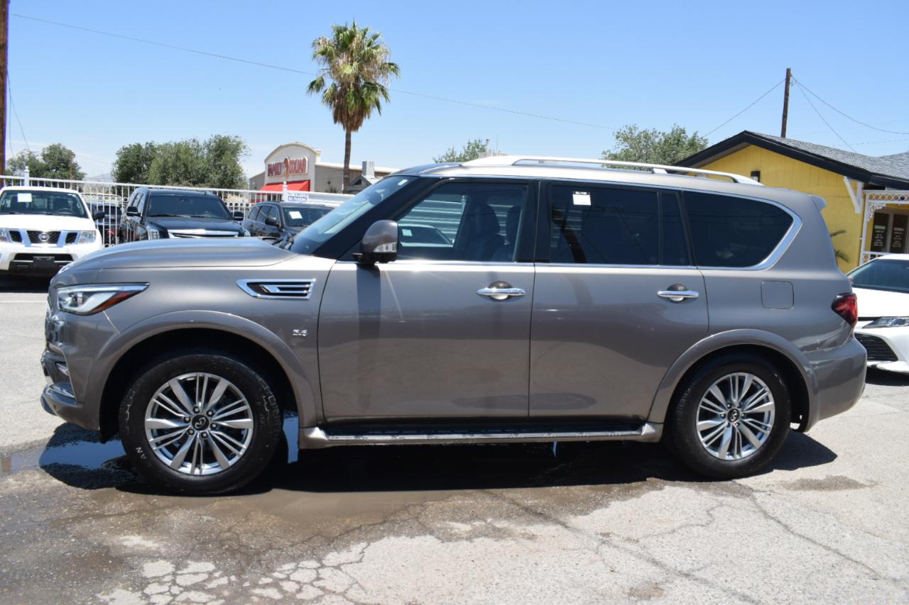 Infiniti QX80 LUXE 2019