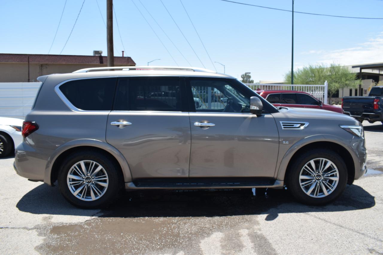 Infiniti QX80 LUXE 2019